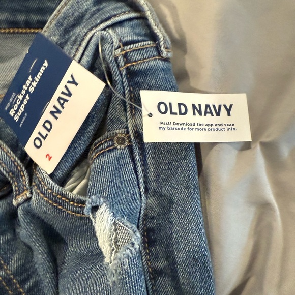 NWT Old Navy Mid-Rise Rockstar Super-Skinny Ankle Jeans Size 2. - Picture 7 of 7
